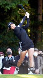 <p>　第１日、３アンダーで３位につけた渋野日向子＝武蔵丘コース</p>