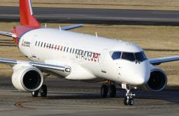 <p>　開発を凍結しているスペースジェットの試験機＝２０年３月、愛知県営名古屋空港</p>