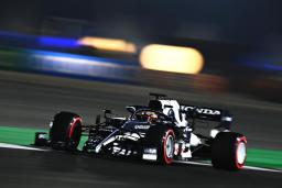 <p>　Ｆ１カタールＧＰ予選で走行するアルファタウリ・ホンダの角田裕毅＝２１日、ドーハ郊外（ゲッティ＝共同）</p>