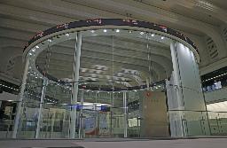 <p>　東京証券取引所の電光掲示板＝東京・日本橋兜町</p>