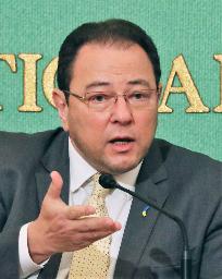 　日本記者クラブで記者会見するウクライナのセルギー・コルスンスキー駐日大使＝９日午後、東京都千代田区