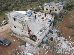 　米軍が作戦を実施したシリア北西部イドリブ県で、破壊された建物＝３日（ＵＰＩ＝共同）