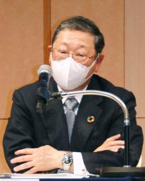 　記者会見する西武ＨＤの後藤高志社長＝１０日午後、東京都港区