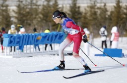 　女子１０キロクラシカル　力走する石田正子＝張家口（共同）