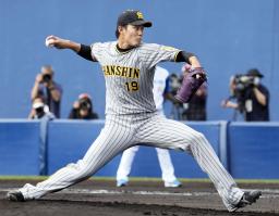 　日本ハムとの練習試合に先発し、３回を１安打無失点に抑えた阪神・藤浪＝名護