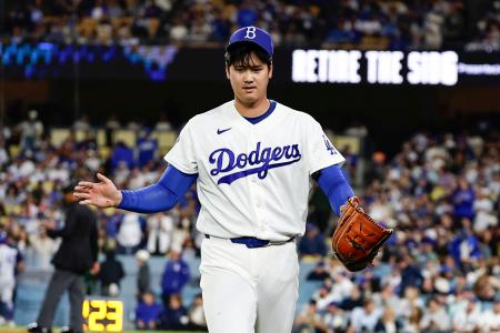 <p>　メッツ戦の６回を投げ終えたドジャース・大谷＝ロサンゼルス（共同）</p>