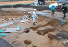 最新発掘　解明へ一歩　従来説明を見直す成果　【ちば縄文物語　特別史跡加曽利貝塚を未来へ】（１）