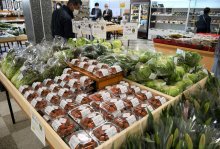 和菓子の「米屋」で野菜、加工品も　成田山「門前店」リニューアル　地元需要取り込み
