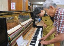 日本楽器産業の先駆け　継承と活用へ修復続ける　君津の松本ピアノ　【ふさの国探宝】２０１７年１０月２日