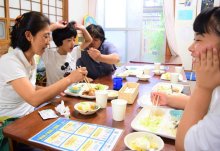 コロナで収入８割減　困窮者支援カフェ存続ピンチ　市川　ＣＦに活路、協力訴え