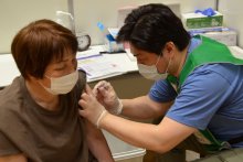 【新型コロナ】千葉市、集団接種会場を３カ所増設し６カ所に　イオン幕張新都心など追加　ワクチン３回目で