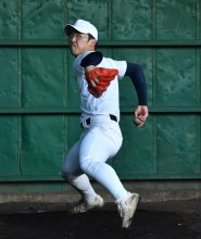 エース越井吉報「楽しみ」　１月２８日選抜出場校決定　木総合、投手陣底上げ