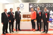 幕張メッセに五輪パラ展示コーナー　「金」９選手の手形公開