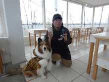 コーヒーハスク原料のタンブラー　「茂原珈琲」環境意識し販売　盲導犬、介助犬も入店可能　【ＳＤＧｓちば】