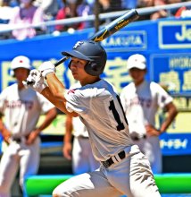 市船橋、攻守しぶとく　継投、終盤勝負の"方程式"　第１０４回全国高校野球選手権　千葉大会　第１４日