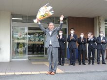 「現職勇退」臆測に踊る　千葉県内最多９人立候補　松戸市長選　【回顧２０２２年　取材メモから】