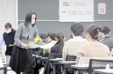 小雨の中、大学入学共通テスト始まる　千葉県内２万４１４４人志願　感染対策、不正防止策を強化