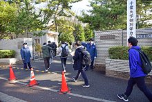 千葉大で２次試験始まる　受験生、緊張の表情で会場入り　前期５８００人挑む