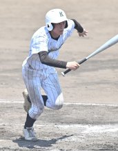柏の葉延長で爆発　鈴木、劣勢覆し打線に火　第１０５回全国高校野球　千葉大会　第３日