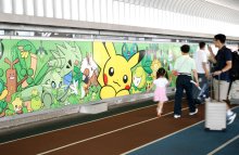ピカチュウやヒトカゲが歓迎！　成田空港にポケモン集合　ターミナル装飾、キャラクター１７０種類　