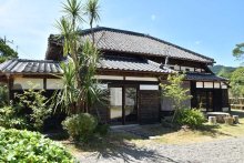 古民家リノベ、中長期滞在の一棟貸し施設　良品計画、鴨川に全国初の拠点　築１００年以上「ＭＵＪＩ　ＢＡＳＥ」