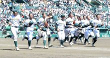 専大松戸、終盤しぶとく　第１０５回全国高校野球選手権大会