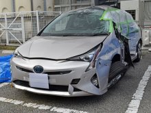 白井の国道１６号でダンプカーと車衝突　車同乗の高齢者２人死亡、１人重傷　車運転の８０歳男性を容疑で逮捕　ゴルフへ向かう途中