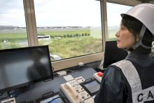 非常用管制塔で訓練　成田空港、災害時の運用想定　離着陸の見え方確認
