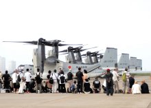陸自木更津駐屯地で「航空祭」　オスプレイに熱い視線　暫定配備後初の一般公開