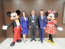 ディズニー親善大使に初の男性　ＴＤＲ２０２４－２５年アンバサダー就任報告　男女２人で魅力発信