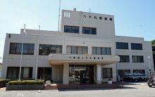 【速報】幼稚園バスが大型トラックに追突　園児２人病院へ　八千代の国道１６号　「考え事をしていて」