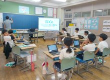 ＳＤＧｓの記事で交流　横芝光町立日吉小学校　【ＮＩＥ報告　千葉県内実践校の取り組み】