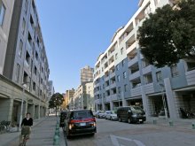都市づくりにも影響広がる　「理想の街」ウォルトも構想　【解けない魔法　東京ディズニーリゾート３０周年】（９）進む「ディズニー化」　（２０１３年４月１８日付千葉日報）