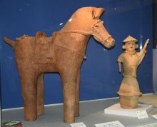 ＜国重文へ答申＞殿塚・姫塚古墳　芝山のはにわ４８点　古墳時代の祭祀伝える　学術的な有用性高まり