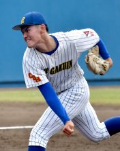 蔵並、投打キラリ　選抜４強中央学院、好発進　第７７回春季千葉県高校野球大会