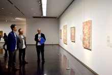 アート通して地域応援へ　熊谷知事ら３人トークイベント　５月１９日まで「ＺＯＺＯ×県立美術館」で企画展
