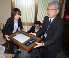 【独自】山武市が叙勲「勲章」を紛失　「勲記」再発行されず　市長、教育長ら遺族に謝罪