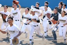 市原中央　攻守盤石　１３安打７得点、失策なし　第１０６回全国高校野球　千葉大会　第１３日