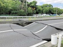 国道１６号陥没　市原　迂回路が渋滞、運送や出勤に遅れ　頭抱える近隣物流倉庫