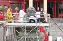 【動画あり】銚子大仏の垢落とし　新年へ心もスッキリ　飯沼山円福寺