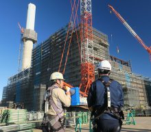 【速報・追記あり】建設現場で２０代男性転落し死亡　千葉市若葉区の清掃工場　下のもう１人巻き込まれ搬送