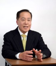 八千代市長選立候補者の横顔　ＡＩ駆使し行政運営　大沢一治氏（７７）無元（２）
