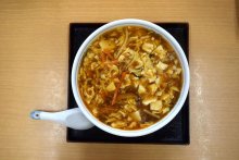 味の要は台湾の黒酢　一番人気、スーラータン麺　台湾料理「慶龍（チンロン）」（船橋市）　【房総ラーメン図鑑　ＰａｒｔⅡ】（６）