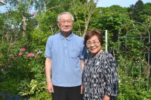 自慢の庭、人集う場に　佐倉の自宅に和洋庭園造り半世紀・羽根井禎敏さん（８２）和子さん（７７）　【ひと模様】
