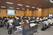 ＺＯＺＯマリン再整備、事業者説明会に３８社　商業、エンタメ…意向募る　千葉市