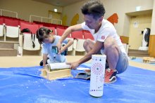 竹あかり、上手にできた！　８月、千葉市動物公園　トワイライトＺＯＯで点灯