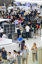 お盆の出国ラッシュ開始　１０日間国際線９５万人利用　成田空港
