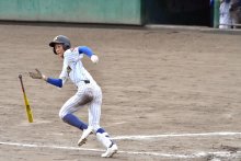 大勝も喜び控えめ　中央学院　第７８回秋季千葉県高校野球大会　準々決勝
