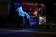 【速報】自転車の男児、大型トラックにはねられ死亡　自転車とすれ違いざまに転倒　八千代