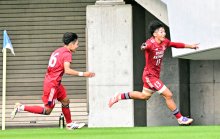ＦＷの仕事、先制弾　流通経大柏・渡辺　全国高校サッカー千葉県大会決勝